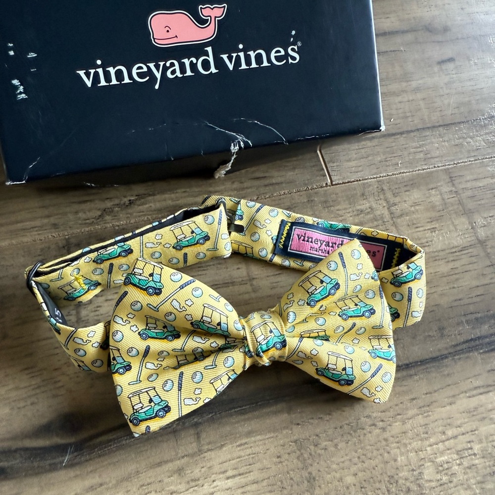 Boys Vineyard Vines Golf Silk Bow Tie